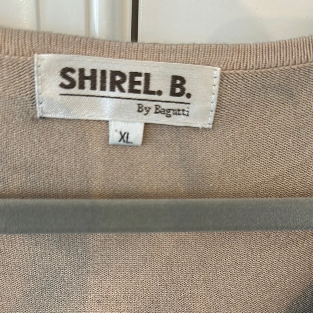 Shirel B Beige XL Sweater with Embroidery - Picture 2 of 4
